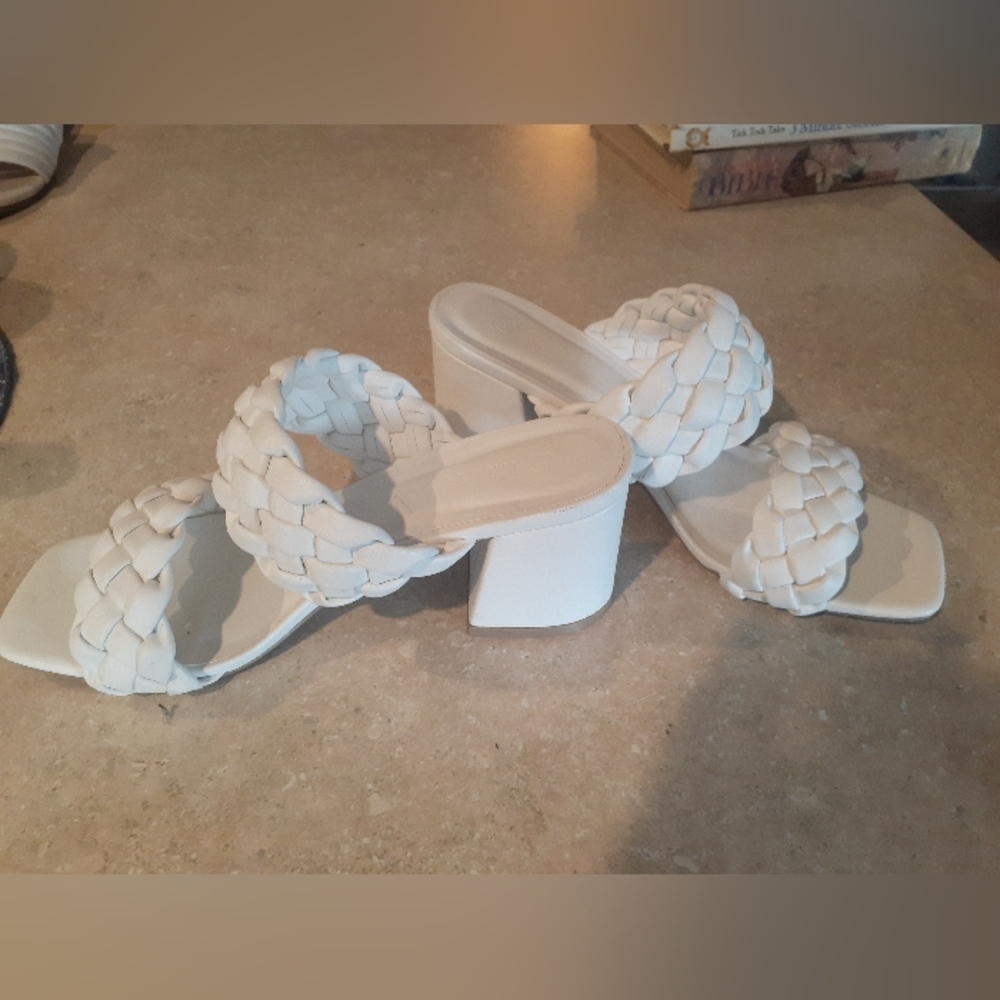 Dress sandals